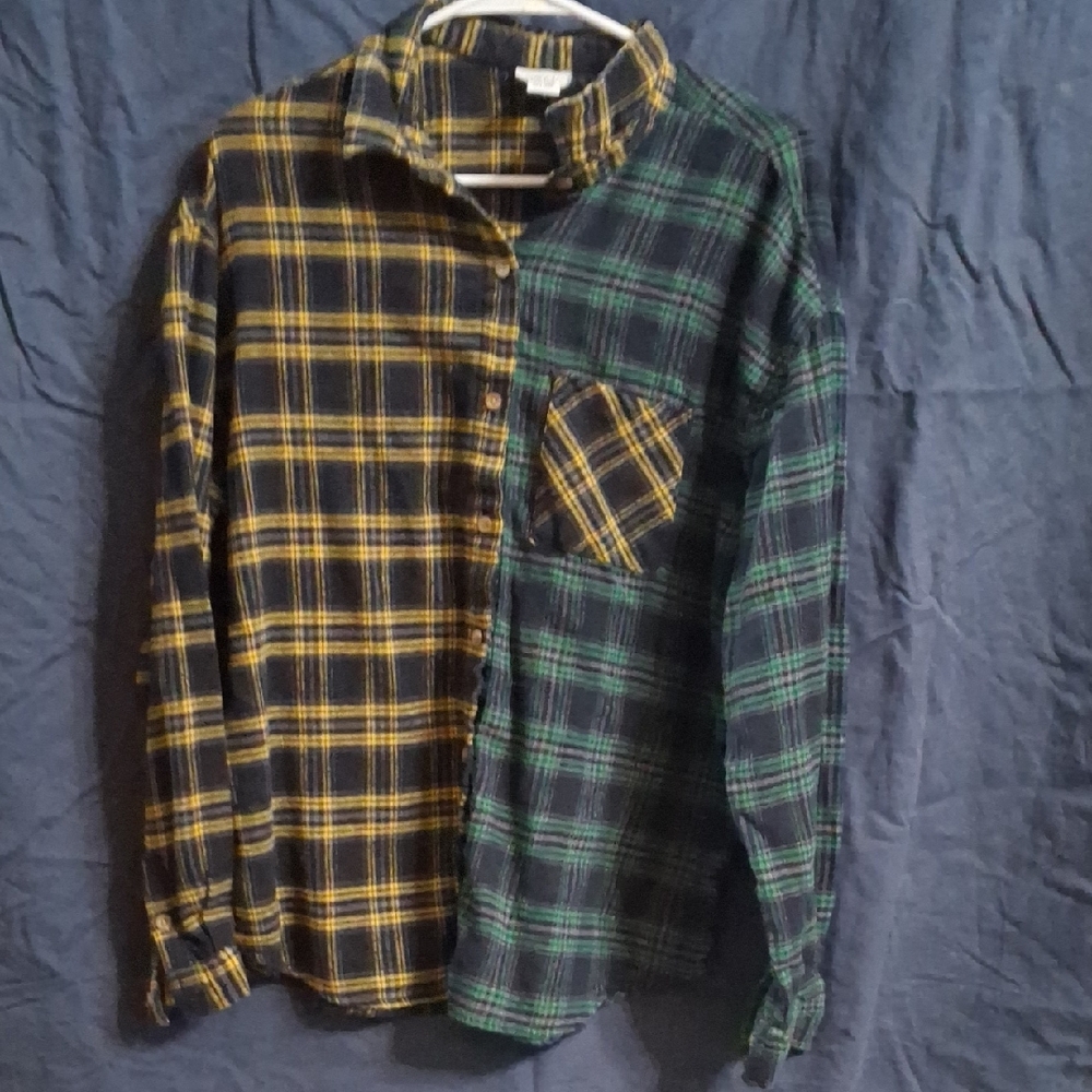 Rue21 Black and Yellow-Green Plaid Button Down Shirt